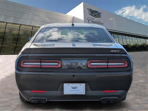 2016 Dodge Challenger SRT Hellcat