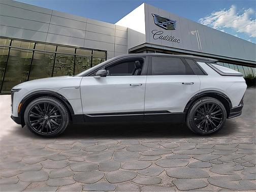 2025 Cadillac LYRIQ Sport