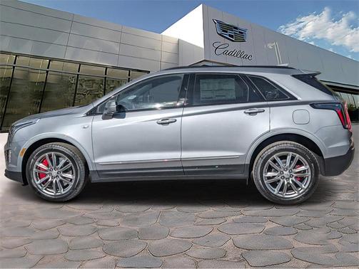 2025 Cadillac XT5 Sport