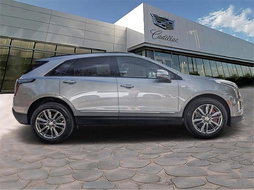 2025 Cadillac XT5 Sport