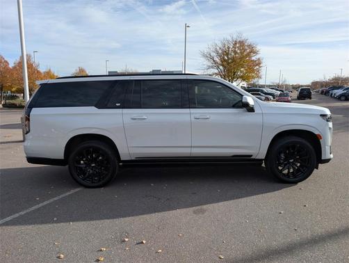 2021 Cadillac Escalade ESV Sport Platinum