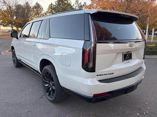2021 Cadillac Escalade ESV Sport Platinum