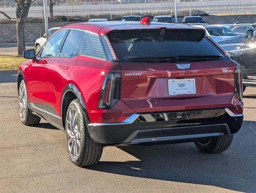 2026 Cadillac OPTIQ Luxury