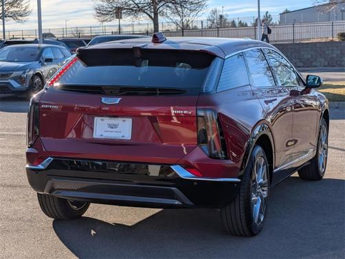 2026 Cadillac OPTIQ Luxury