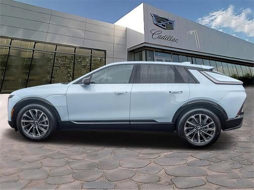 2025 Cadillac LYRIQ Sport