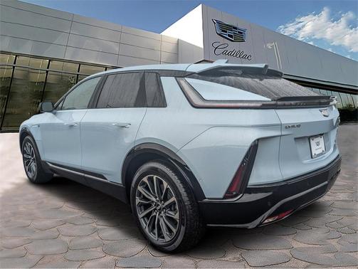 2025 Cadillac LYRIQ Sport
