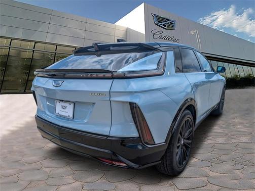 2025 Cadillac LYRIQ Sport
