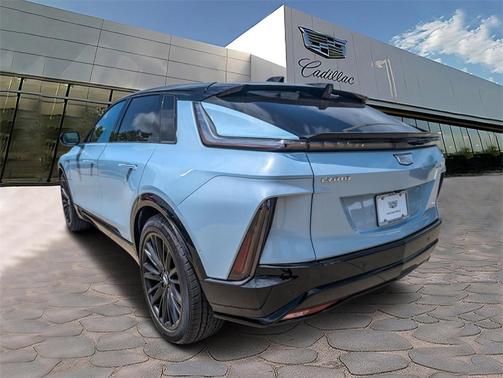 2025 Cadillac LYRIQ Sport