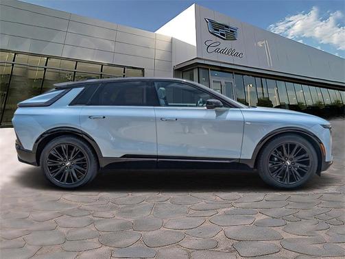 2025 Cadillac LYRIQ Sport