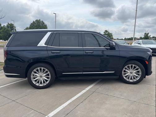 2023 Cadillac Escalade Premium Luxury