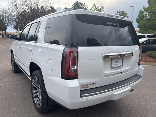 Summit White 2019 GMC Yukon Denali