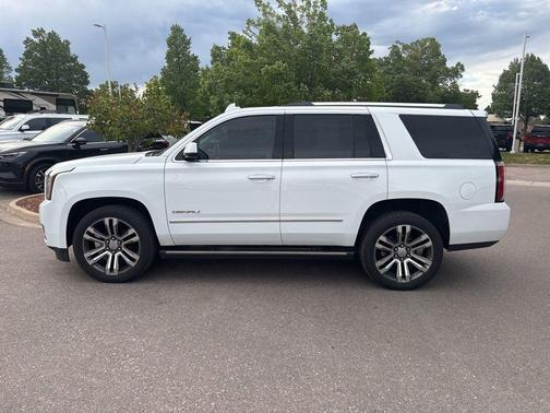 Summit White 2019 GMC Yukon Denali