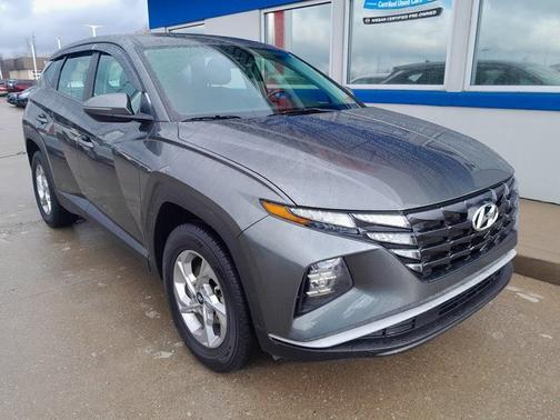 2022 Hyundai TUCSON SE