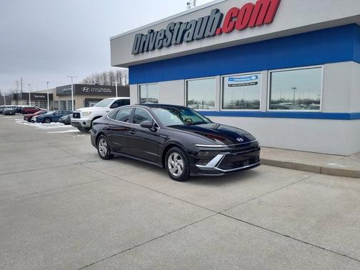 2025 Hyundai SONATA SE