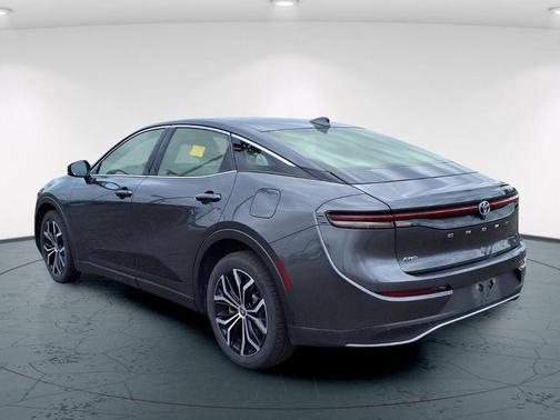 Magnetic Gray Metallic 2023 Toyota Crown XLE