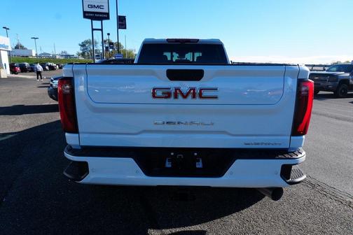 2026 GMC Sierra 3500 Denali