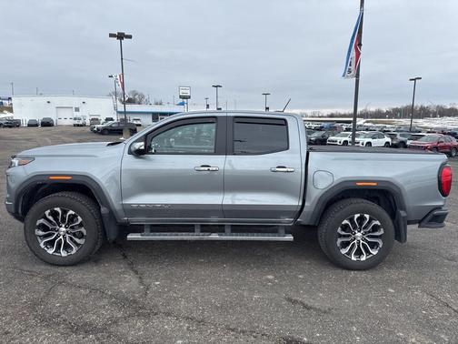 2024 GMC Canyon Denali