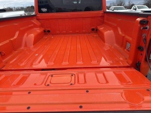 Granite Crystal Metallic Clearcoat 2020 Jeep Gladiator Overland