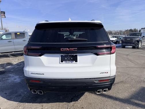2026 GMC Acadia AT4 AWD