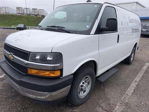 Summit White 2023 Chevrolet Express 2500 RWD 2500 Regular Wheelbase WT