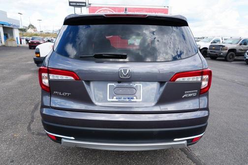 2020 Honda Pilot Touring 8-Passenger