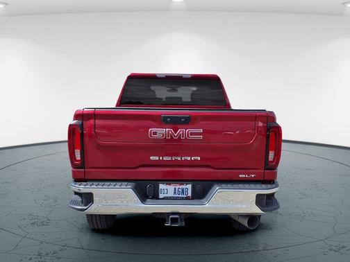 2022 GMC Sierra 2500 SLT