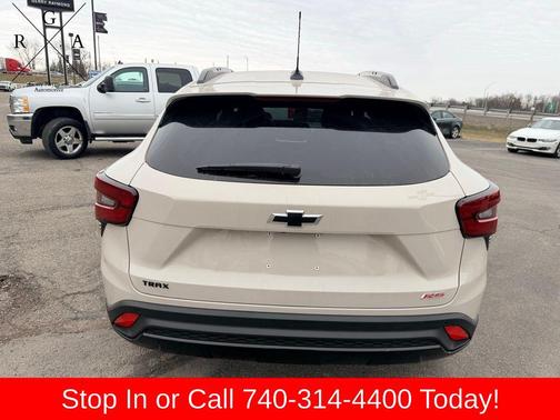 White Sands 2026 Chevrolet Trax FWD 2RS