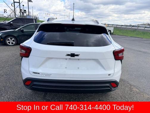 Summit White 2026 Chevrolet Trax LT
