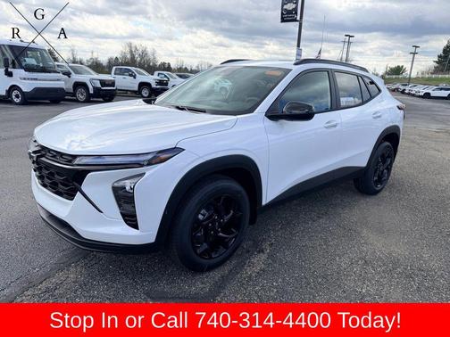 Summit White 2026 Chevrolet Trax LT