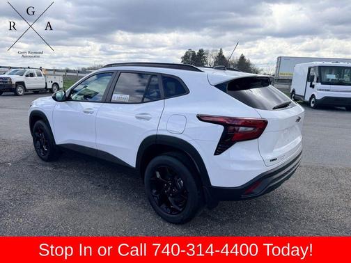 Summit White 2026 Chevrolet Trax LT