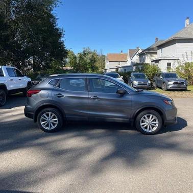 2017 Nissan Rogue Sport SV