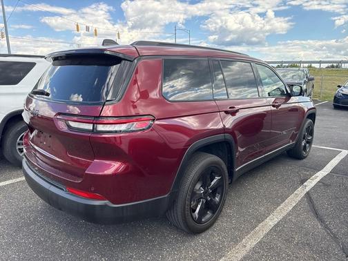 2023 Jeep Grand Cherokee L Altitude