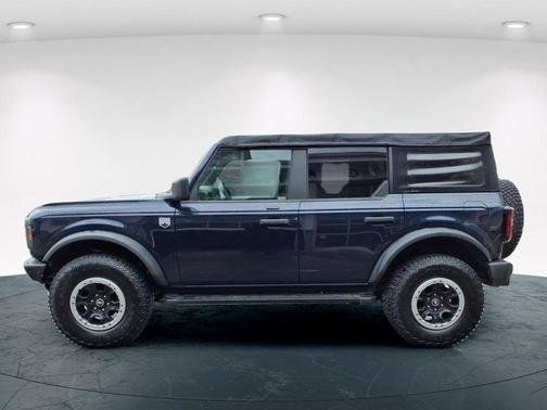Antimatter Blue Metallic 2021 Ford Bronco Big Bend