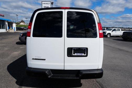 2022 Chevrolet Express 3500 RWD 3500 Extended Wheelbase LS