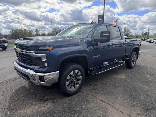 2026 Chevrolet Silverado 3500 LT