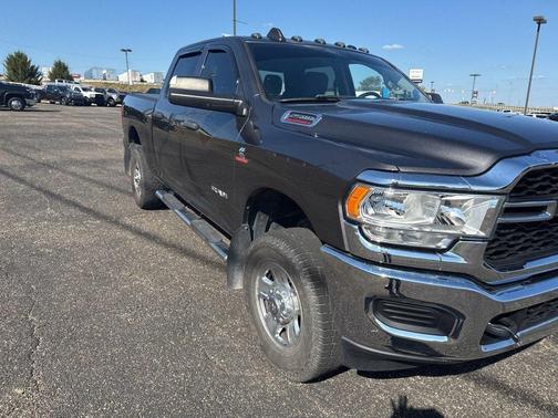 2019 RAM 2500 Tradesman Crew Cab 4x4 6'4' Box