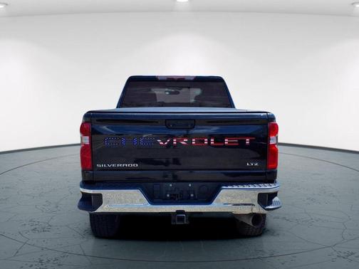 Black 2022 Chevrolet Silverado 2500 LTZ