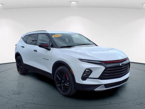 Summit White 2023 Chevrolet Blazer 2LT