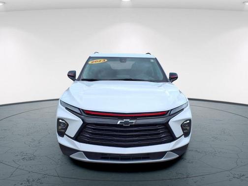 Summit White 2023 Chevrolet Blazer 2LT