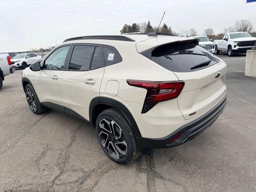 White Sands 2026 Chevrolet Trax FWD 2RS