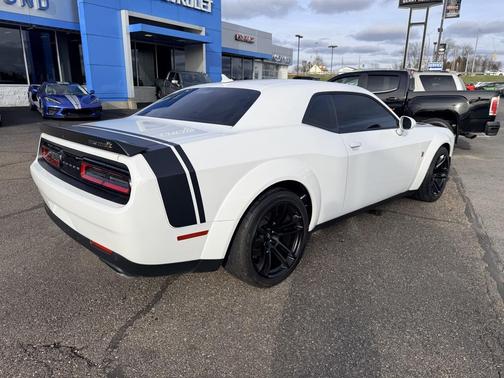 2023 Dodge Challenger R/T Scat Pack Widebody