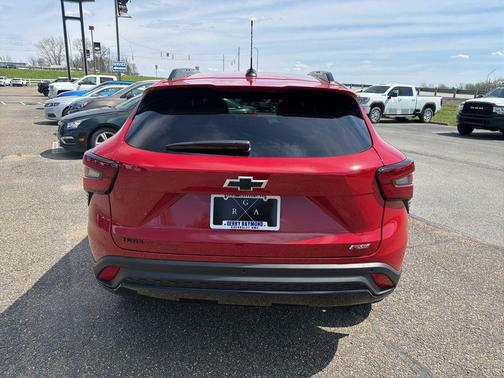 Apex Red 2026 Chevrolet Trax FWD 2RS