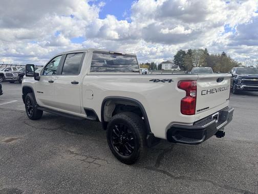 2026 Chevrolet Silverado 2500 Custom