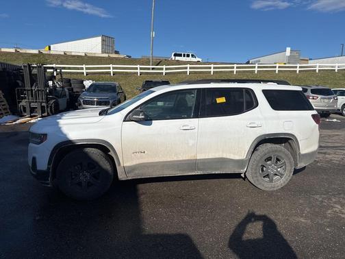 2023 GMC Acadia AWD AT4