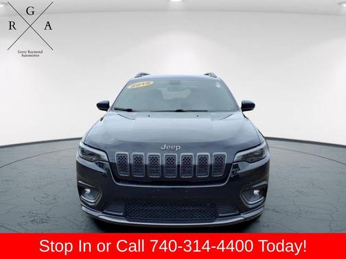 Diamond Black Crystal Pearlcoat 2019 Jeep Cherokee Limited