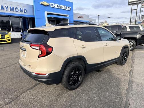 2022 GMC Terrain AWD AT4
