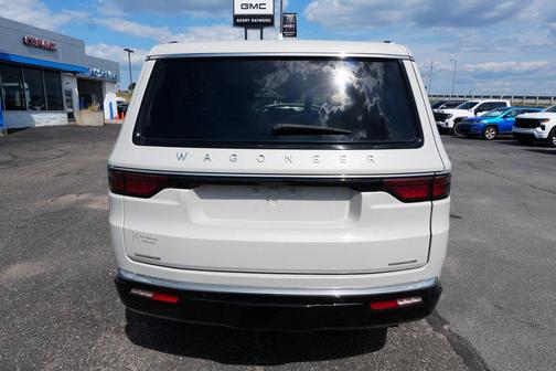 2022 Jeep Wagoneer Series II 4x4