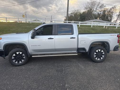 2020 Chevrolet Silverado 2500 Custom