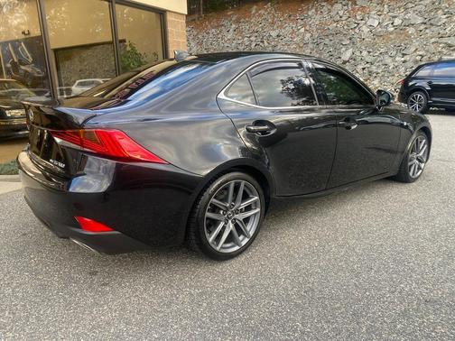 2019 Lexus IS 300 Base