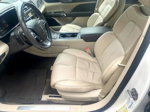 2017 Lincoln Continental Select AWD